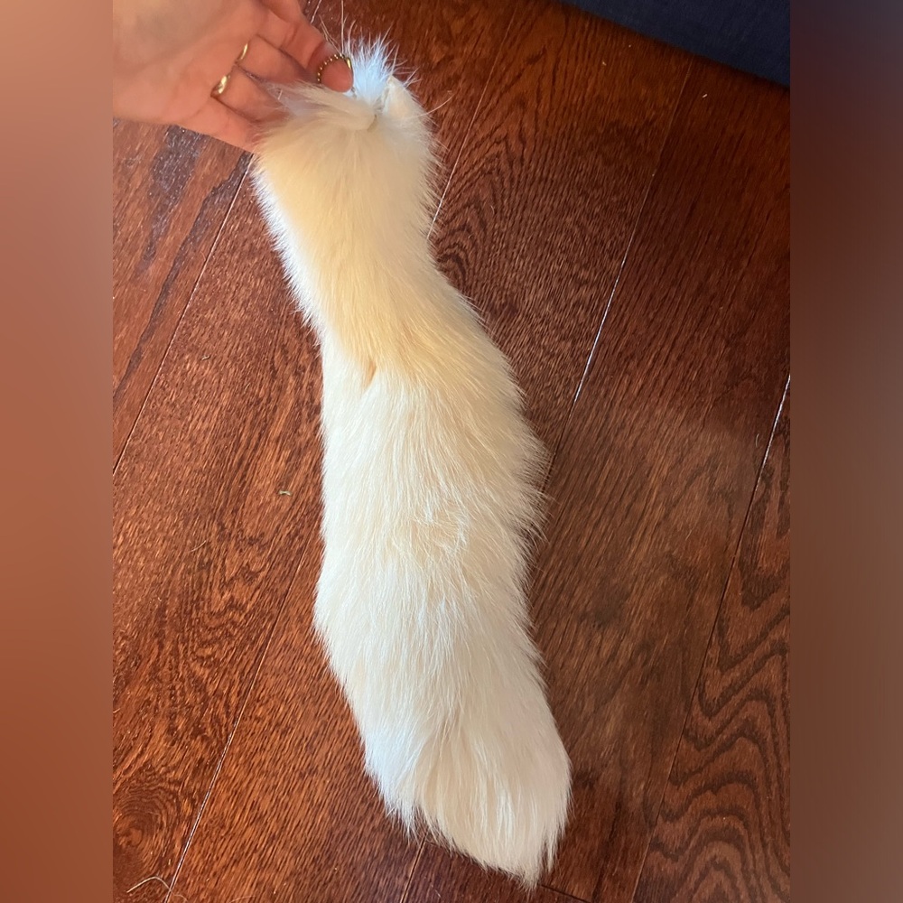 White fox tail keychain